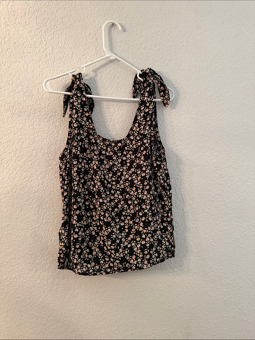 SO Black Floral Tie-Strap Camisole